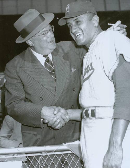 Walter O'Malley and Don Newcombe photograph, 1955 October