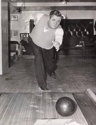 Babe Ruth Bowling photograph, undated