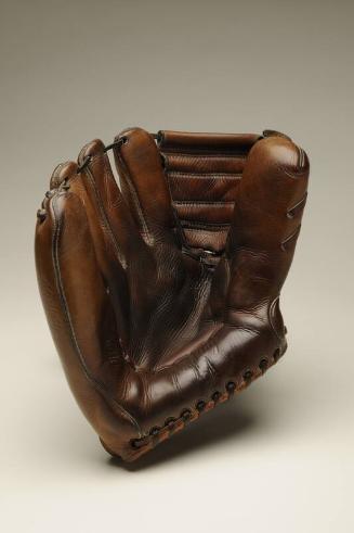 Harvey Haddix glove