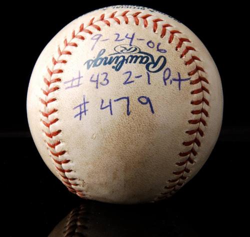 Trevor Hoffman 479th Save ball