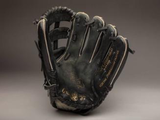 Kevin Kouzmanoff glove
